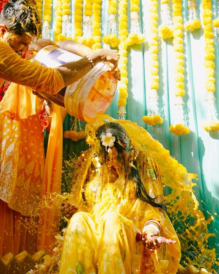 Traditional Gaye Holud Customs